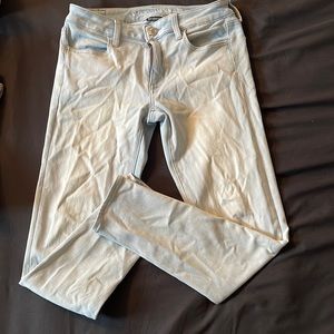 American Eagle blue jeans